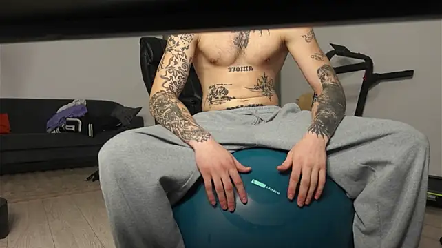 Igor_Wilde live XXX chat