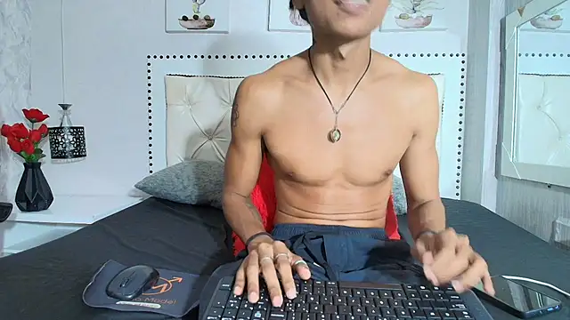 molsa09n Live XXX chat