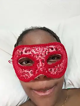 XXX chat uživo modela littlemamy