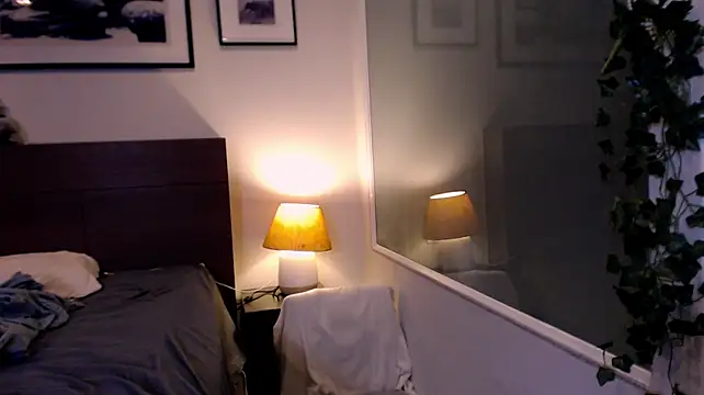 hongkongkitten Adlı Modelin Canlı XXX Sohbeti