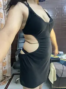 LOVE4GIRL Show in webcam