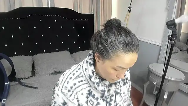 Chat +18 de gaby_trent ao vivo