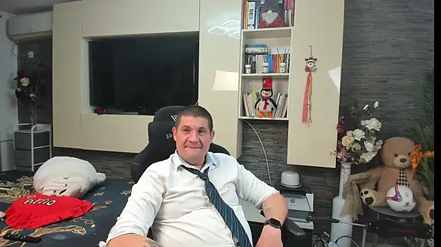 Chat +18 de SpartacusDaddy48 ao vivo