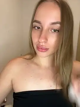 Živý XXX chat NeEdnaBradley