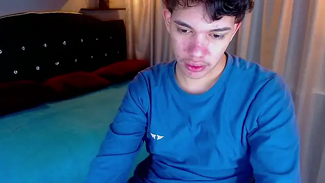 haku_nayro Chat XXX in diretta