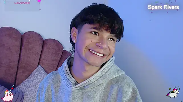 Chat +18 de SparkRivers ao vivo