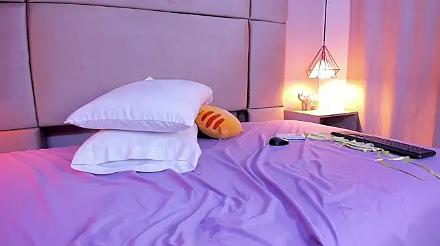 SophiaRichie_'s Live XXX Chat