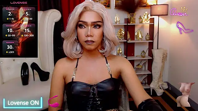 FuckingDollz's Live XXX Chat