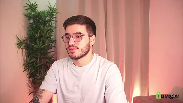 Chat XXX en directo de Tony_Wylie