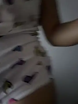 Tesabbi_ Chat XXX in diretta