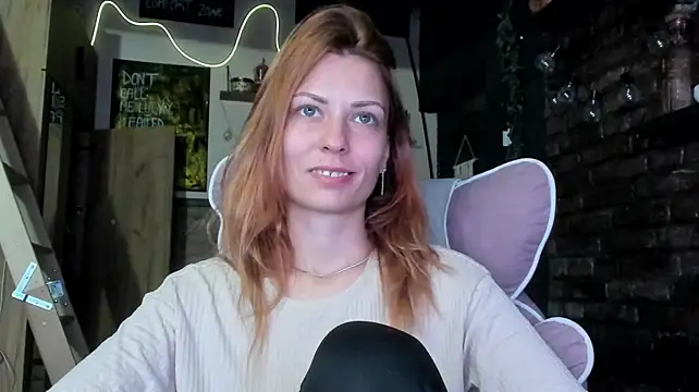 karo123421 Chat XXX live