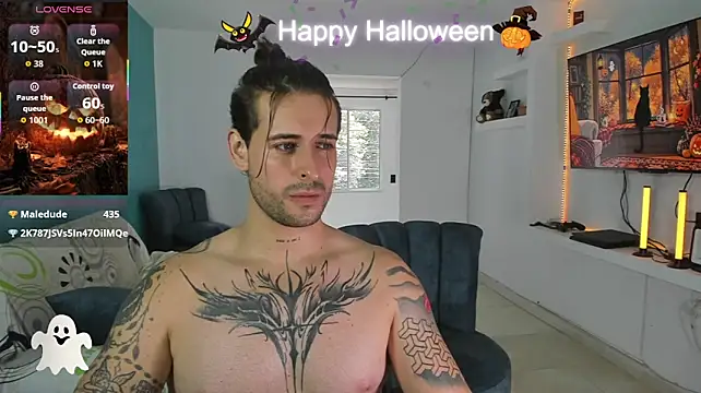 הופעת וובקאם של ARES_TATTO