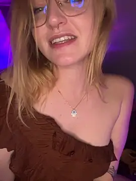 CherryyCheeks Live XXX-Chat