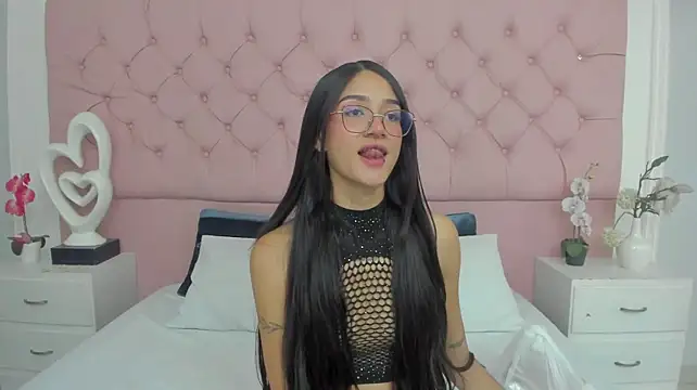SaraTease_ Live XXX-Chat