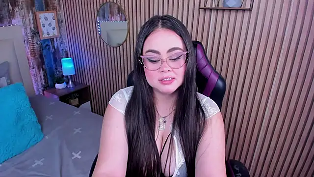 LolaVillalobos' Live XXX Chat