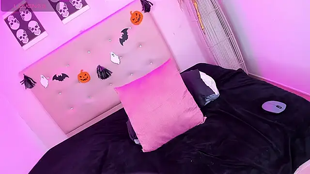 Chatroom XXX en direct de ANNIE_DOLCE_