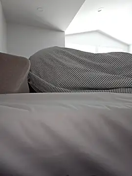 bigGirth4u élő XXX-chatje