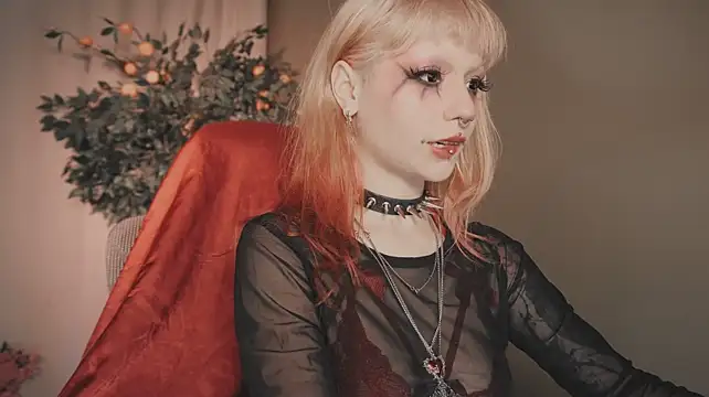 EffieRay live XXX chat
