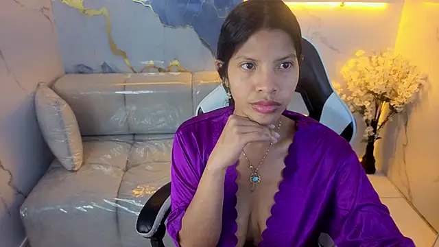 emily_smith_t 라이브 XXX 채팅