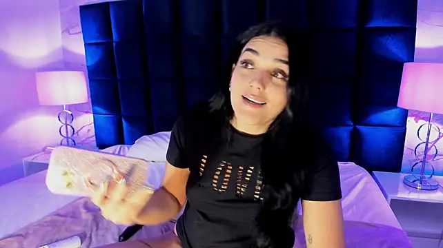 Maddysex_ Adlı Modelin Canlı XXX Sohbeti