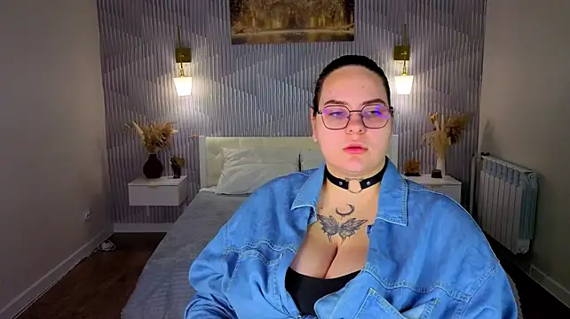 Kity_Mooree Chat XXX in diretta