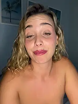 Chat +18 de space_couple ao vivo