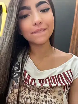 Chat XXX en directo de Valentina-gomezz