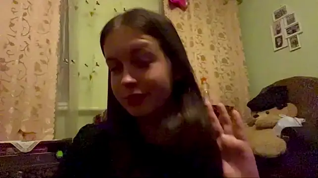 LevandaSara's Live XXX Chat