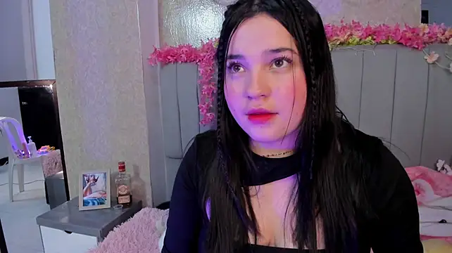 XXX chat uživo modela Julieth_Caandy