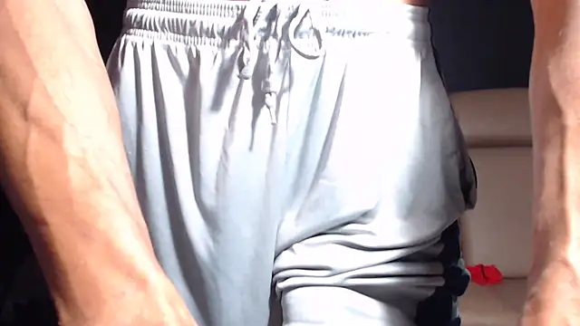 ThickD2C live XXX chat
