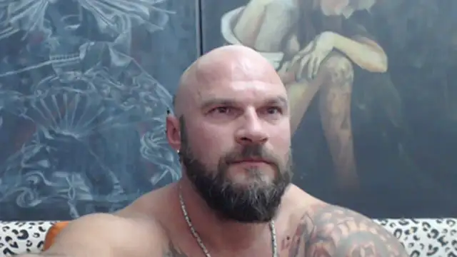 viking_30 Chat XXX live