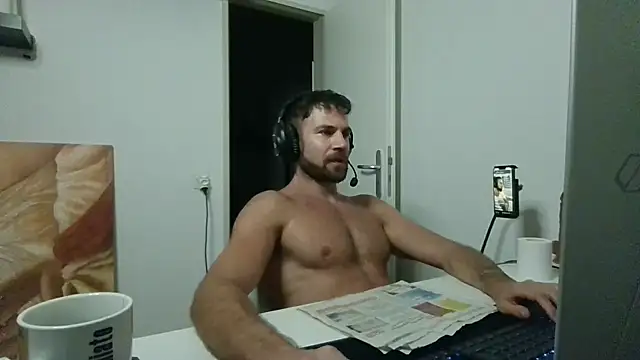 alpha-hunk XXX чат на живо