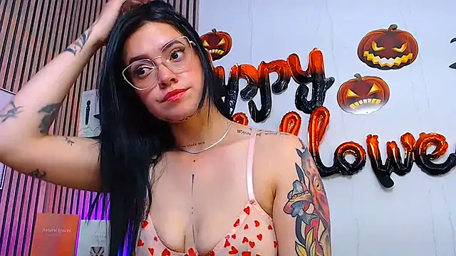 Czat XXX na żywo – Isa_Maiden1