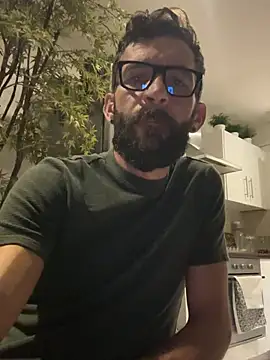 Michel_huge's Live XXX Chat
