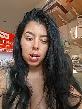 Luiannan Live XXX chat