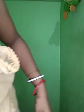 juhi06 Show Webcam