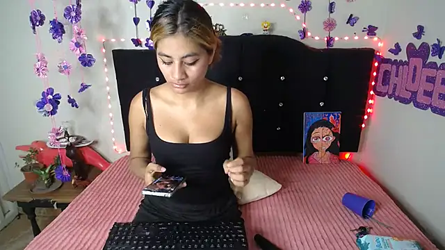 Candy_chloee's Live XXX Chat