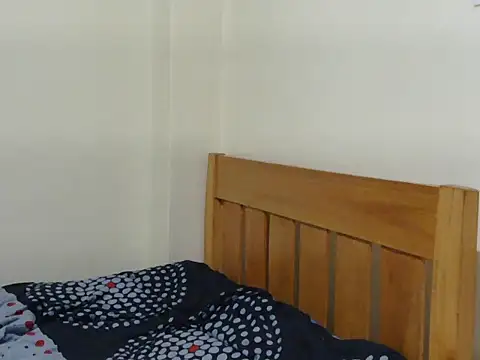 shaannie Chat XXX in diretta