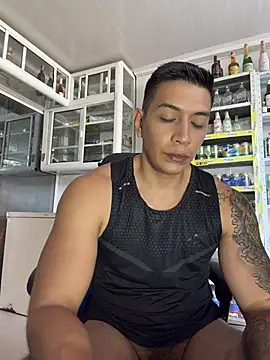 OliverWest04 라이브 XXX 채팅