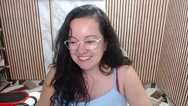 Chat XXX en directo de Sonialorens_
