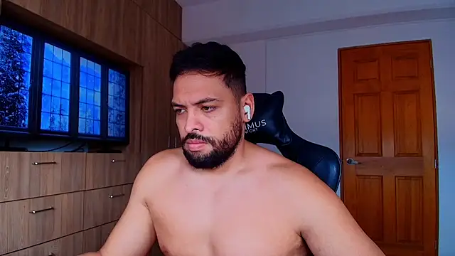 jerome_vcv Adlı Modelin Canlı XXX Sohbeti
