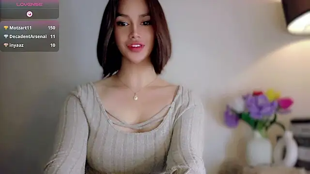 Cutee_Anna élő XXX-chatje