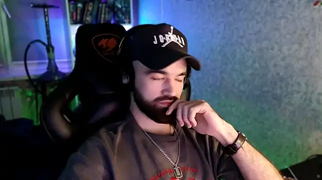 _Serious_Man – Naživo XXX chat