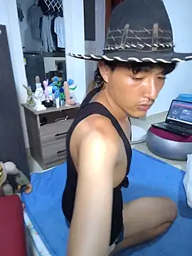 TonnyBottom 即時 XXX 聊天