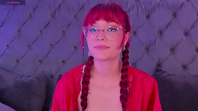 mae_lyra Adlı Modelin Canlı XXX Sohbeti