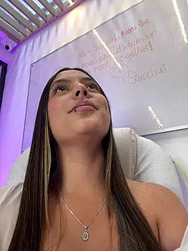AriaVegaSoe Chat XXX in diretta