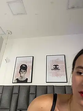 JuliaColemann live XXX chat