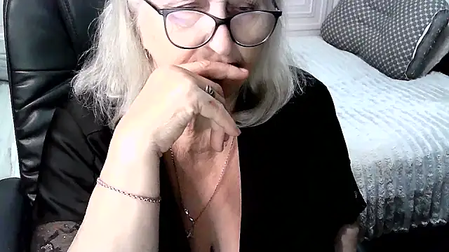 LolkaAlyss: απευθείας συνομιλία ΧΧΧ
