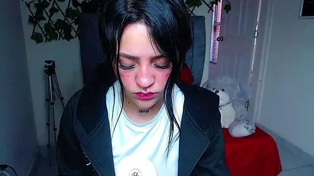 Violettasquirt Chat XXX in diretta