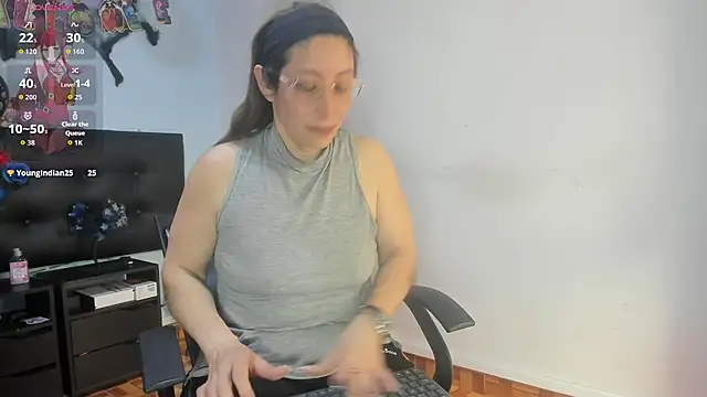 kaylaMinov_ live XXX chat
